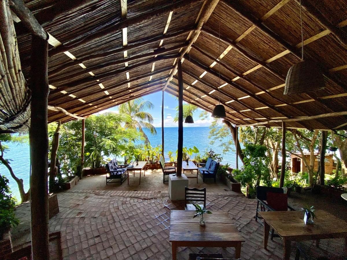 Butterfly Space- A Non-Profit Eco-Lodge Nkhata Bay Экстерьер фото