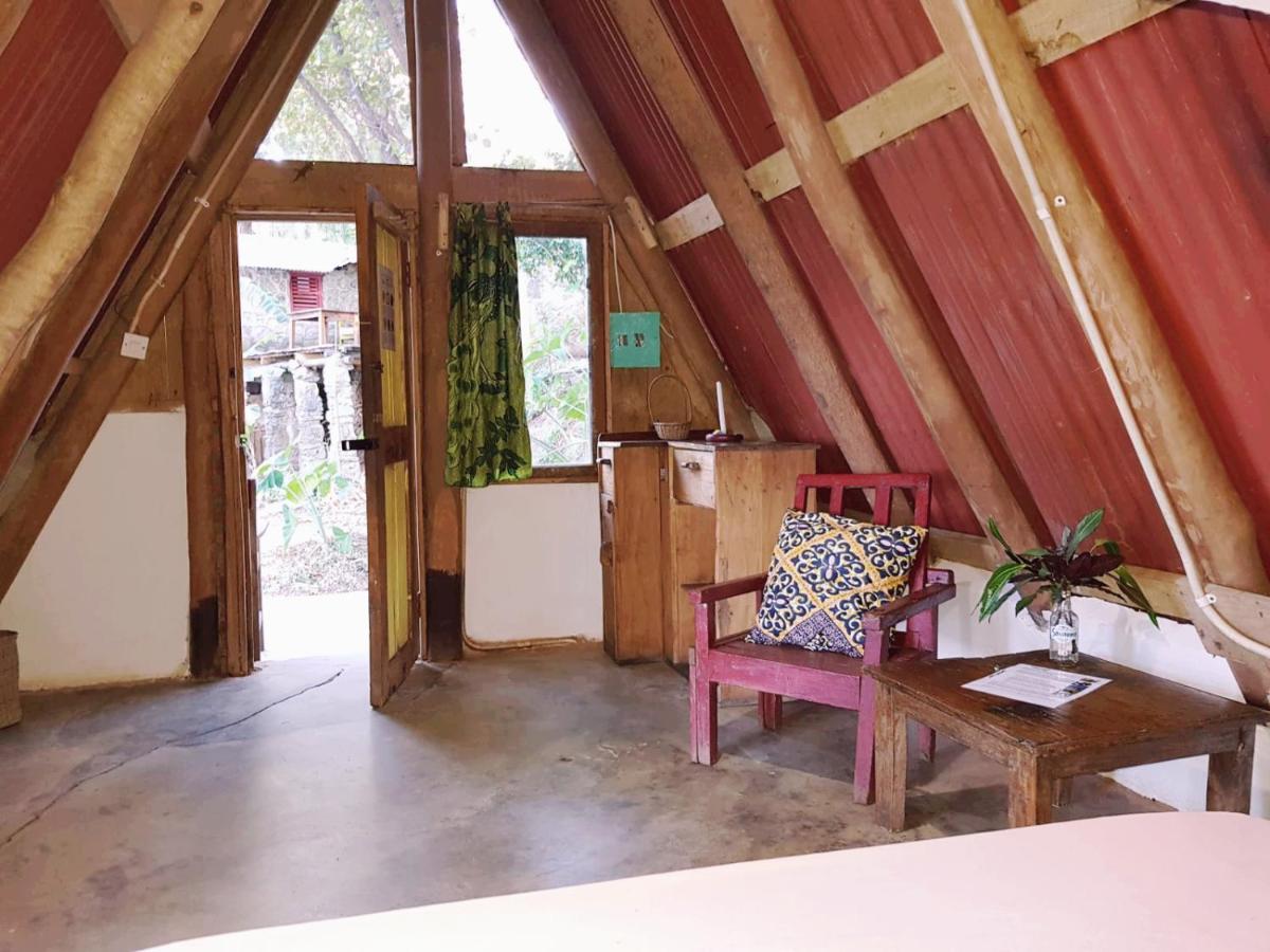 Butterfly Space- A Non-Profit Eco-Lodge Nkhata Bay Экстерьер фото