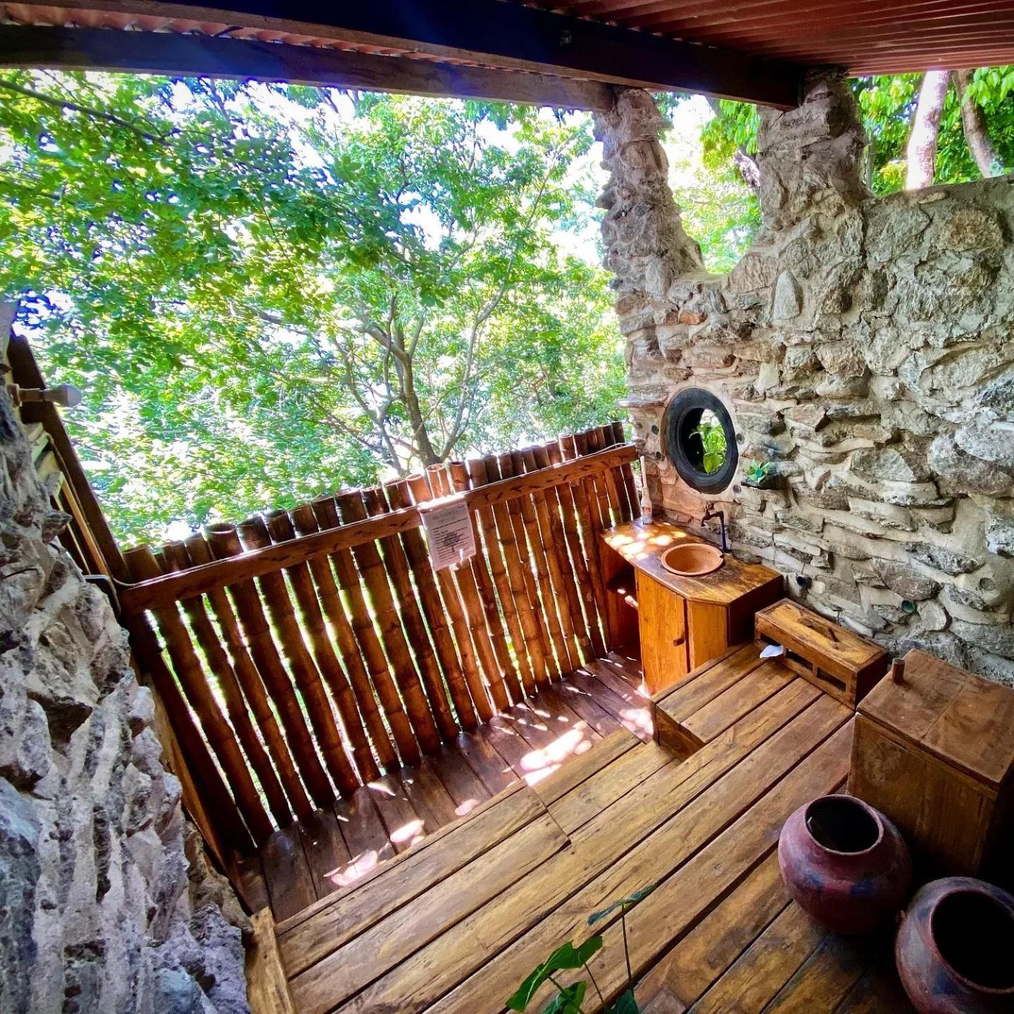 Butterfly Space- A Non-Profit Eco-Lodge Nkhata Bay Экстерьер фото