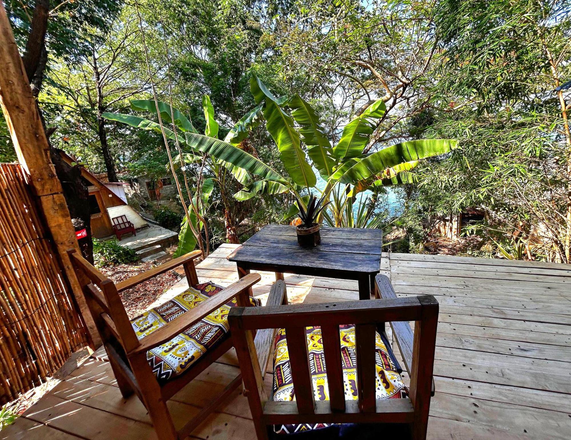 Butterfly Space- A Non-Profit Eco-Lodge Nkhata Bay Экстерьер фото