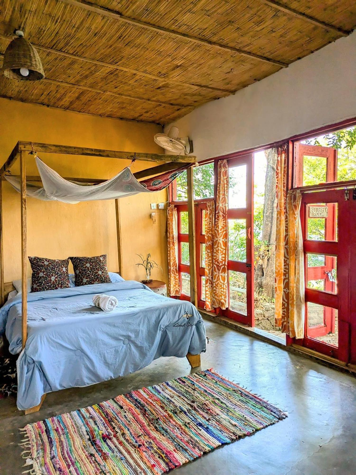 Butterfly Space- A Non-Profit Eco-Lodge Nkhata Bay Экстерьер фото
